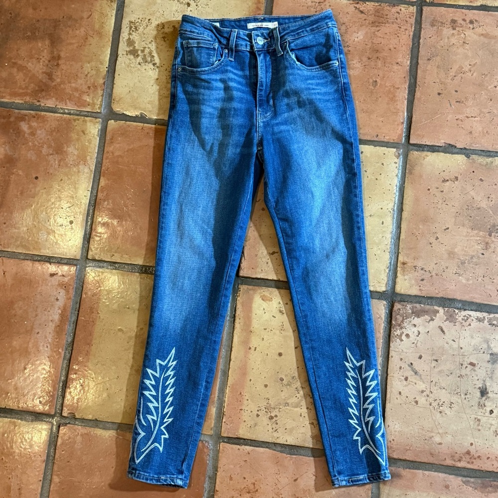 Levi's Blue Skinny Jeans with Embroidered Design